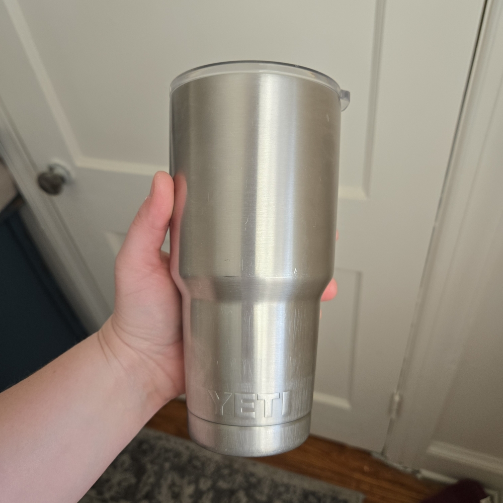 YETI Stainless Steel Tumbler - Silver